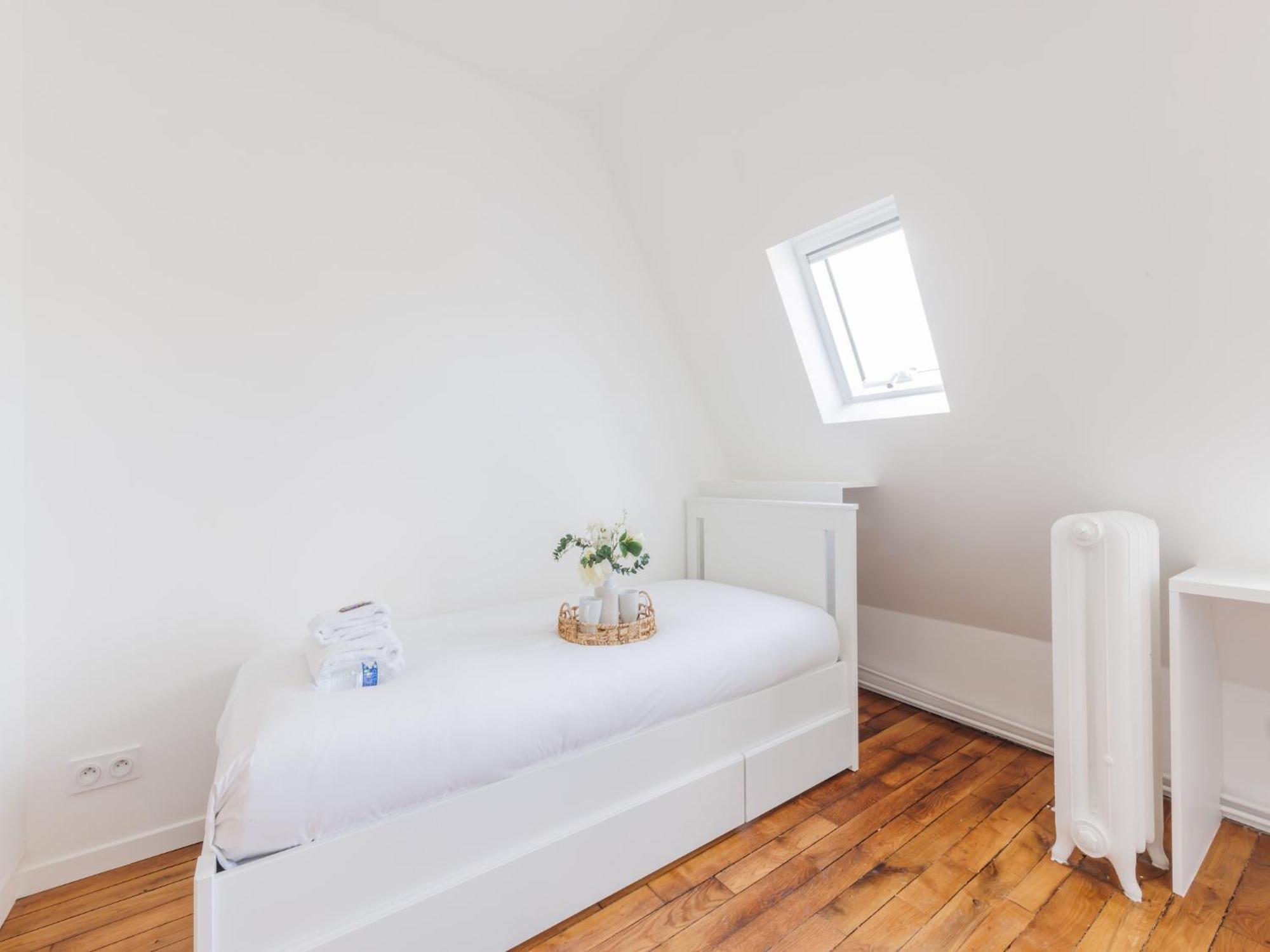 Cozy Renovated Rue Bugeaud Appartamento